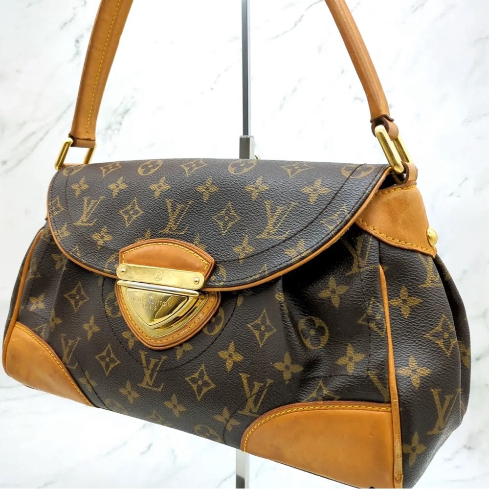 Louis Vuitton Beverly MM Monogram Canvas Shoulder Bag.